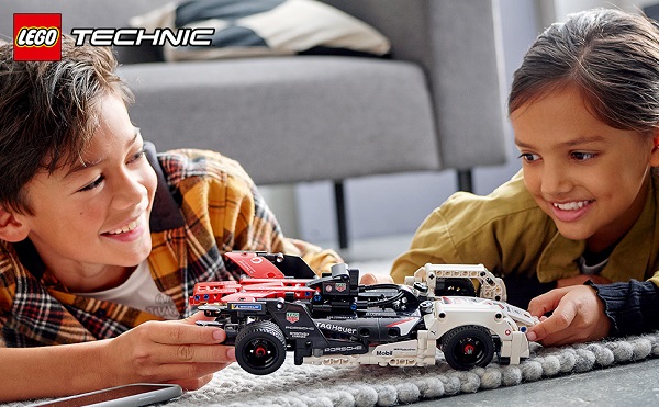 UNIVERSO ENCANTADO -Formula E® Porsche 99X Electric - LEGO TECHNIC – 42137