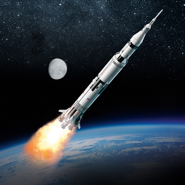 UNIVERSO ENCANTADO - LEGO IDEAS -NASA Apollo Saturno V – 92176 - LEGO SET