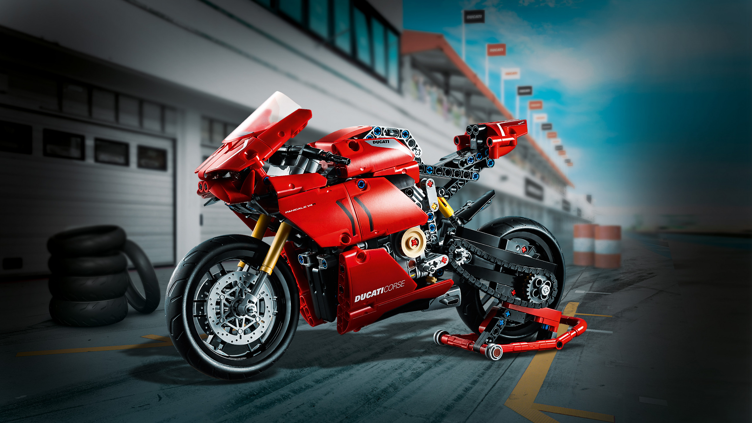 LEGO TECHNIC - Ducati Panigale V4 R - 42107